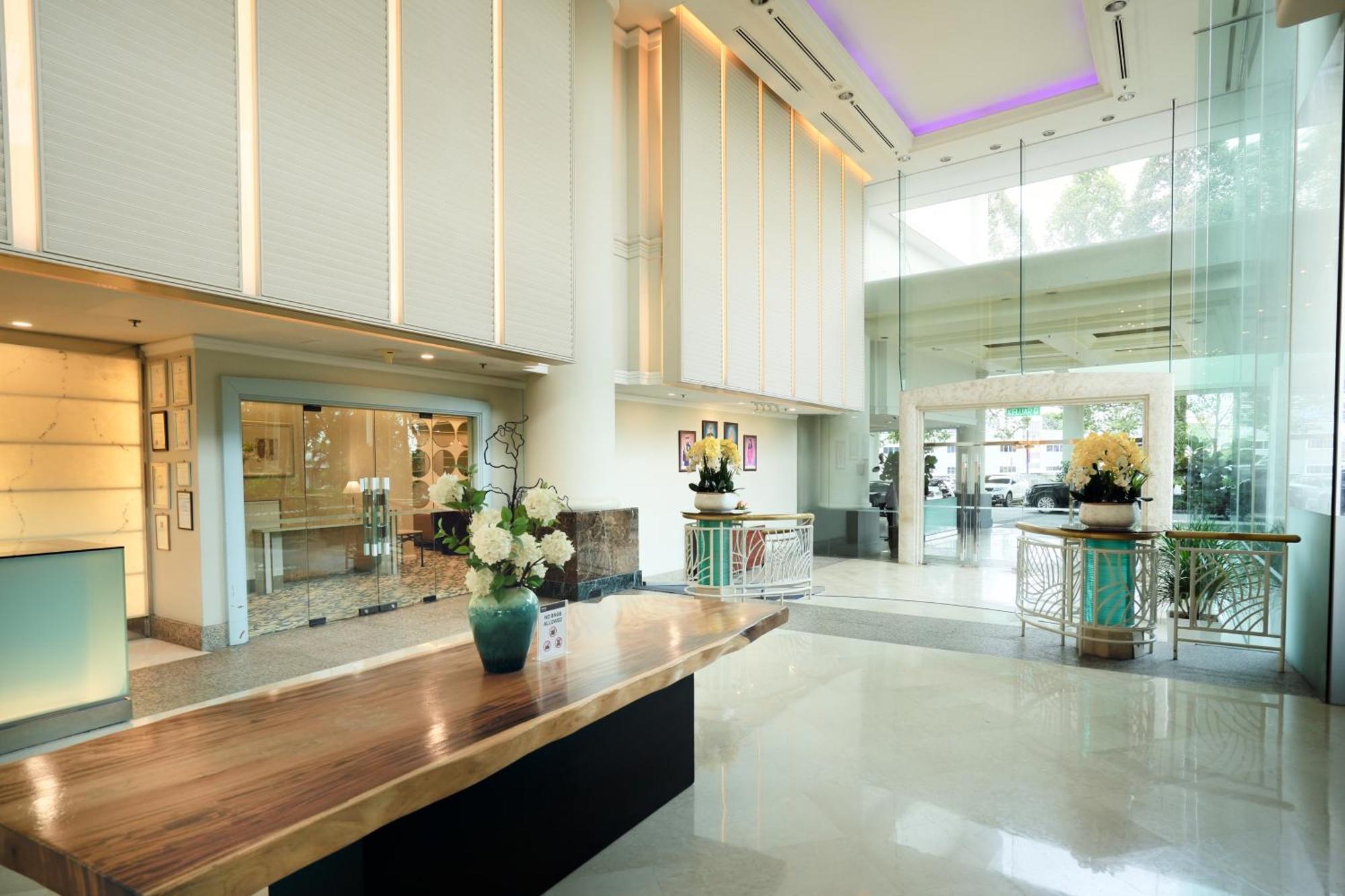 Thistle Johor Bahru Exterior foto The lobby of the hotel